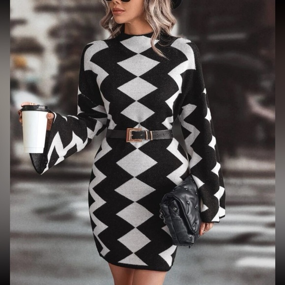 Cozy Argyle Pattern Mock Neck Sweater Dress Without Belt - Picture 5 of 5